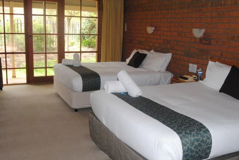 Grange Burn Motel - Accommodation Adelaide 1