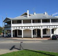 Commonwealth Hotel - Accommodation Adelaide