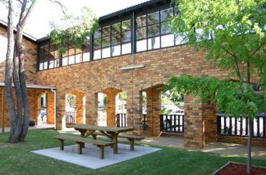 Maclin Lodge Motel - Accommodation Adelaide 1