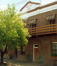 Murrumburrah NSW Accommodation Adelaide