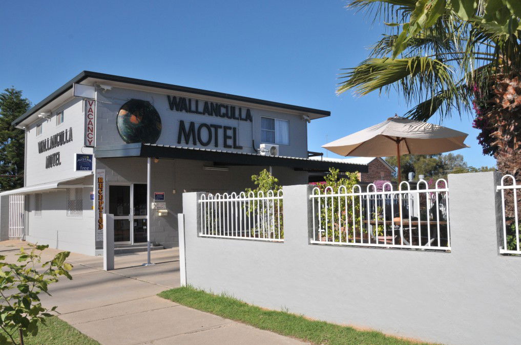 Lightning Ridge NSW Accommodation Adelaide