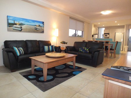 Pacific Marina Apartments - Accommodation Adelaide 0