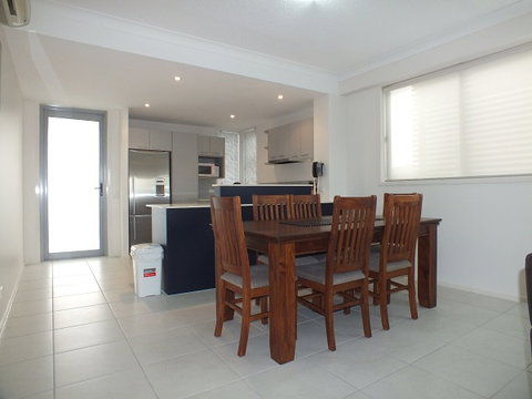 Pacific Marina Apartments - Accommodation Adelaide 10