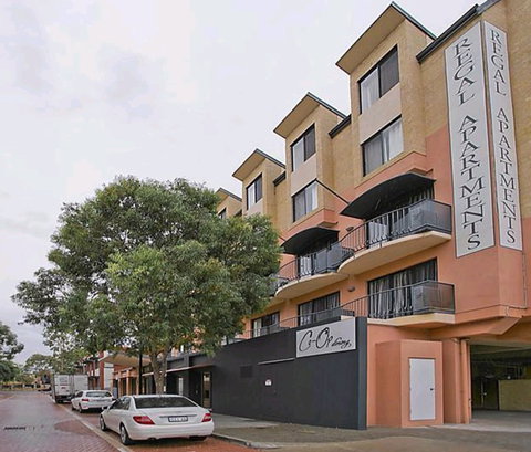Regal Apartments - Accommodation Adelaide 2