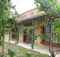 Under the Vines - Accommodation Adelaide