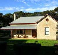 Dudley Villa - Accommodation Adelaide
