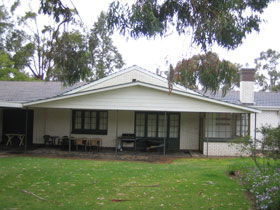 Naracoorte Cottages - Pinkerton Hill - Accommodation Adelaide 0