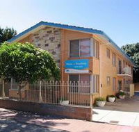 Waves on Broadway - Accommodation Adelaide
