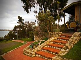Ulonga Lodge - Accommodation Adelaide 0