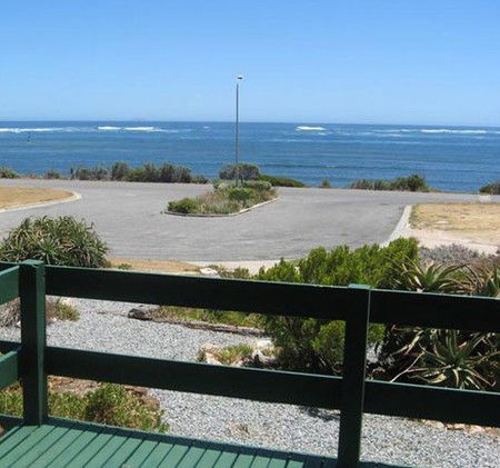 Oaklands Beach House - Accommodation Adelaide 1