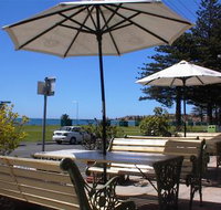 Anchorage at Victor Harbor Seafront Hotel - Accommodation Adelaide