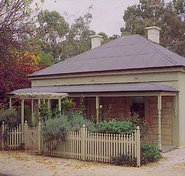 Miriams Cottage - Accommodation Adelaide