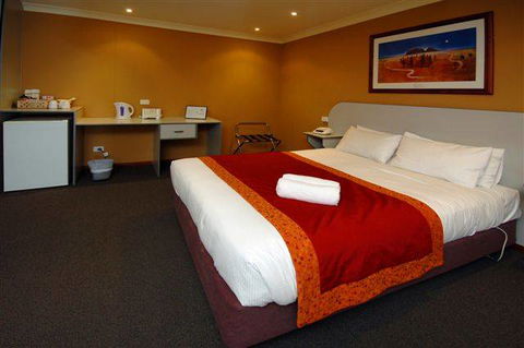 Victoria Hotel - Strathalbyn - Accommodation Adelaide 2