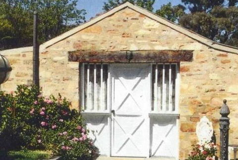Oldfields - Accommodation Adelaide 4