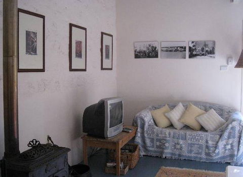 Peechabella Vineyards Bed & Breakfast - Accommodation Adelaide 4