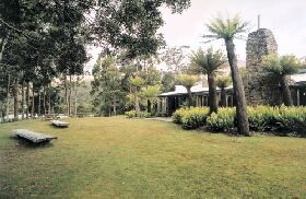 Tullah Lakeside Lodge - Accommodation Adelaide 0