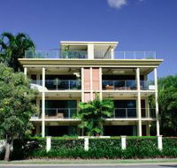 Cairns Beachfront Apartment - Accommodation Adelaide