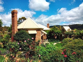 Moving Image Boutique Guest House - Accommodation Adelaide 0