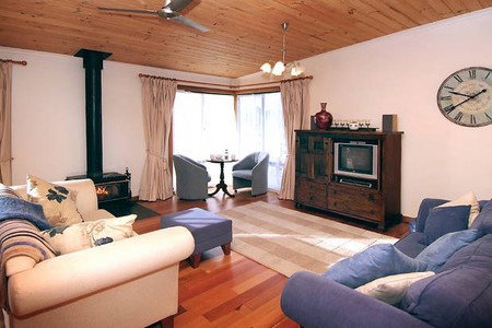 Ebb Tide Guest House - Accommodation Adelaide 1