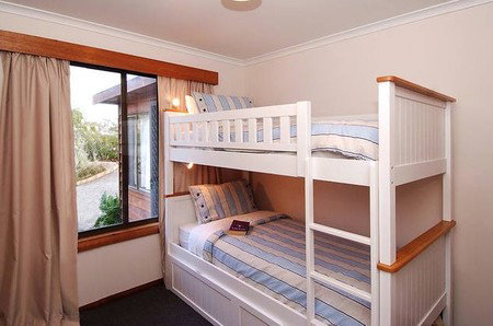 Ebb Tide Guest House - Accommodation Adelaide 5