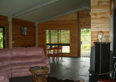 Daintree Mountain View Retreat And Vanilla Beans - Accommodation Adelaide 1