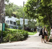 Halse Lodge Backpackers Hostel YHA - Accommodation Adelaide