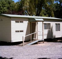 Castlemaine Central Cabin  Van Park