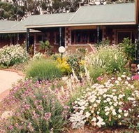 Red Gum Lagoon Cottages - Accommodation Adelaide