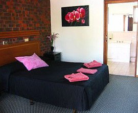Wentworth Club Motel - Accommodation Adelaide 1