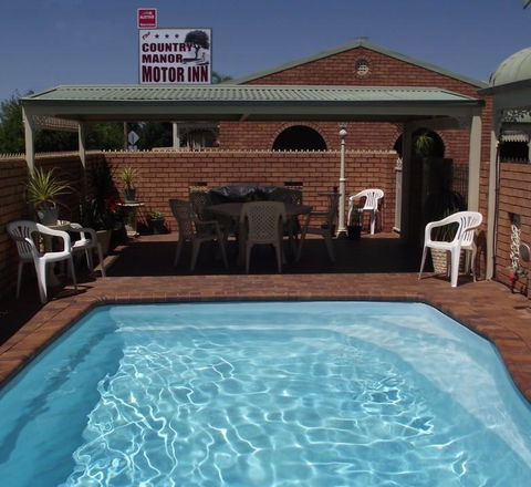 Country Manor Motor Inn - Accommodation Adelaide 0