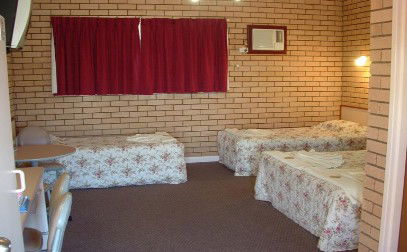 Country Manor Motor Inn - Accommodation Adelaide 3