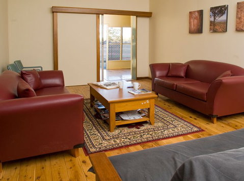 Redbank Homestead - Gundabooka National Park - Accommodation Adelaide 1