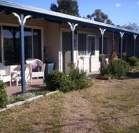 Snowy Vineyard Cottage - Accommodation Adelaide