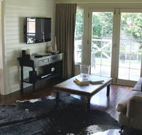 Book Barn Cottage - Accommodation Adelaide