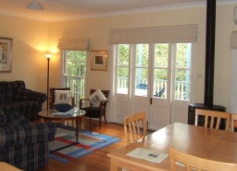 AppleBlossom Cottage - Accommodation Adelaide 4