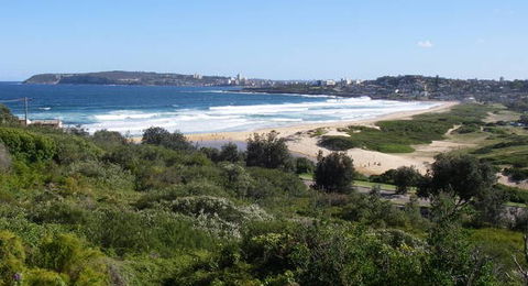 A Beach House Near Manly - Accommodation Adelaide 4