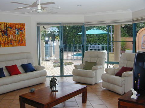 Golden Cane Bed And Breakfast - Accommodation Adelaide 0