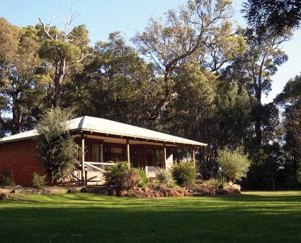 Margaret River Chalets - Accommodation Adelaide 3