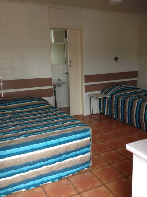 Sunburst Motel - Accommodation Adelaide 2