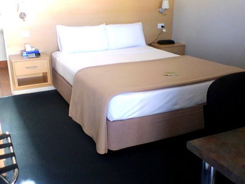 Ayrline Motel - Accommodation Adelaide 0