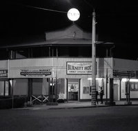 Burnett Hotel - Accommodation Adelaide