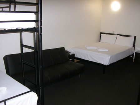 City Edge Brisbane (Formerly: Explorers Inn) - Accommodation Adelaide 1