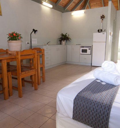 Nelly Bay QLD Accommodation Adelaide