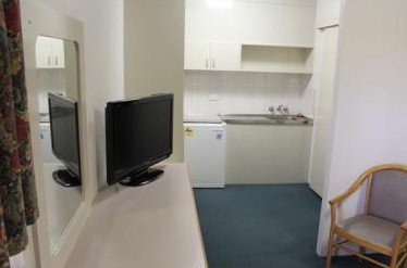 AZA Motel - Accommodation Adelaide 2