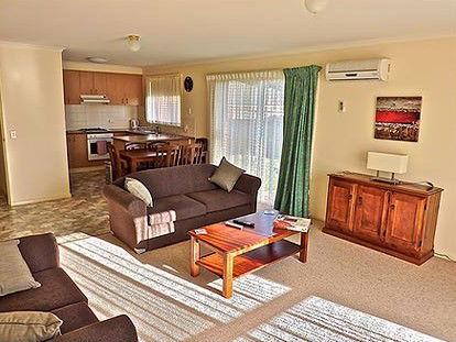 Southern Right Motor Inn - Accommodation Adelaide 3