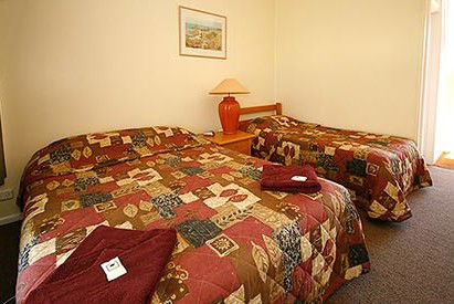 Southern Right Motor Inn - Accommodation Adelaide 4