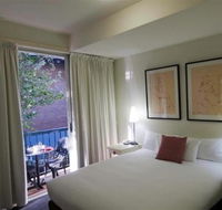 The Manor House - Accommodation Adelaide