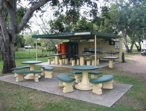 Burdekin Cascades Caravan Park - Accommodation Adelaide 4
