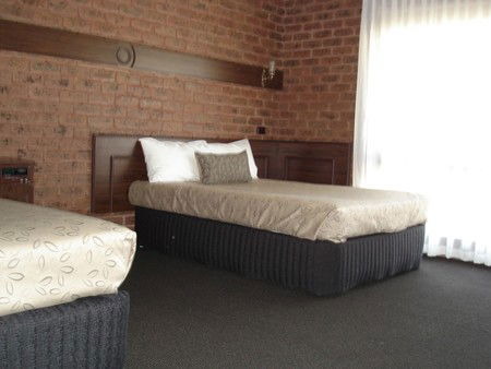Albury Townhouse - Accommodation Adelaide 4