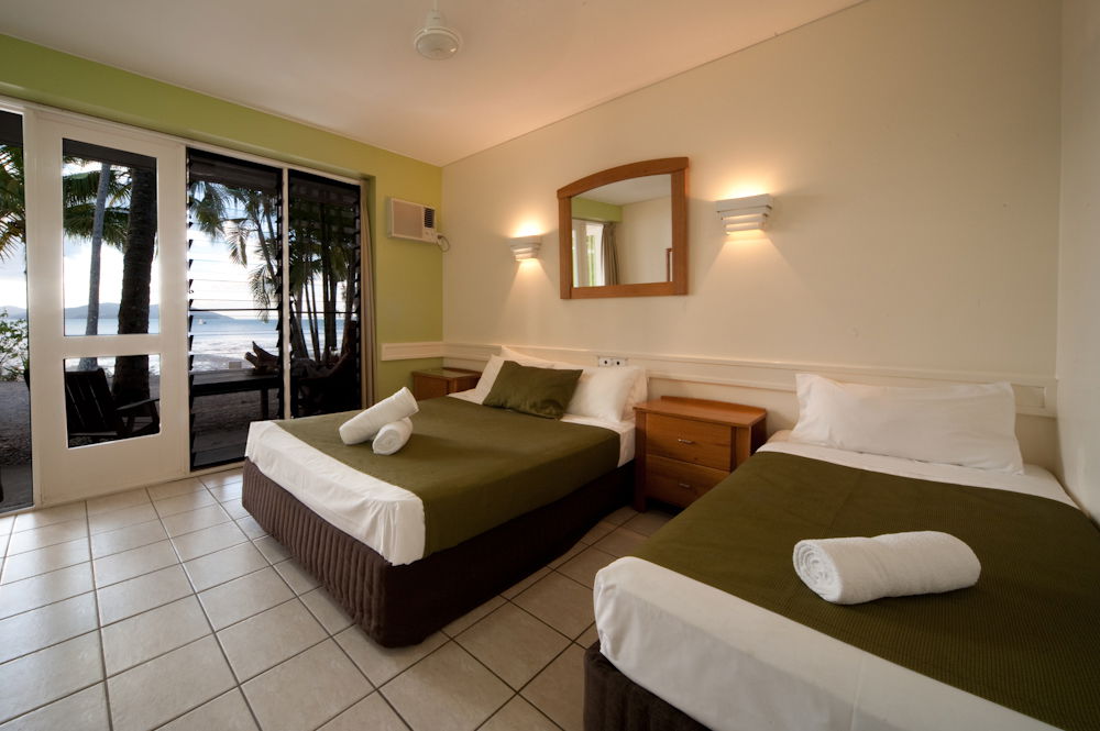 Long Island QLD Accommodation Adelaide